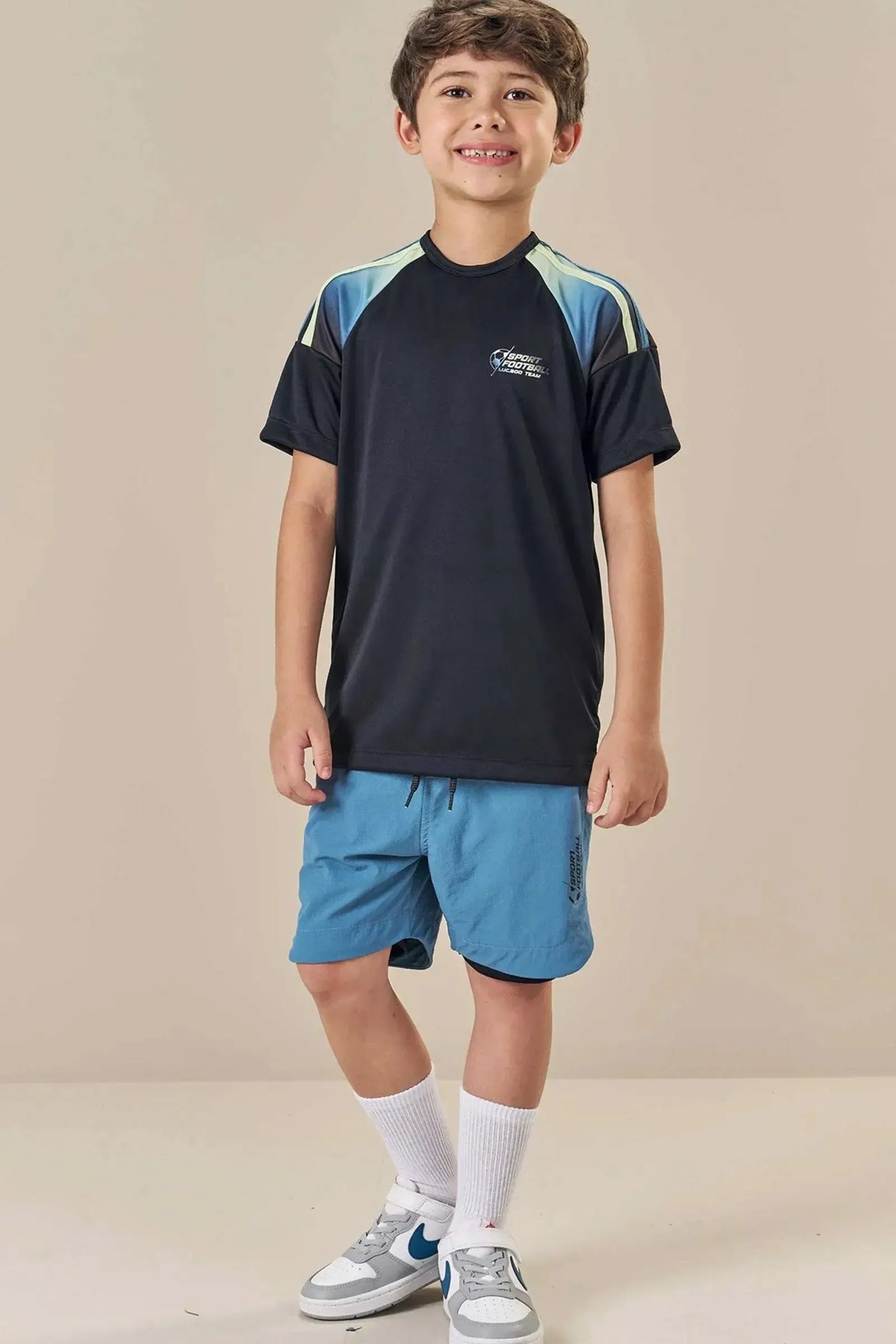 Bermuda em Nylon Ripstop com Elastano e Forro em Malha Sport Dry com Proteção UV50+ 83872 LucBoo Infantil Menino