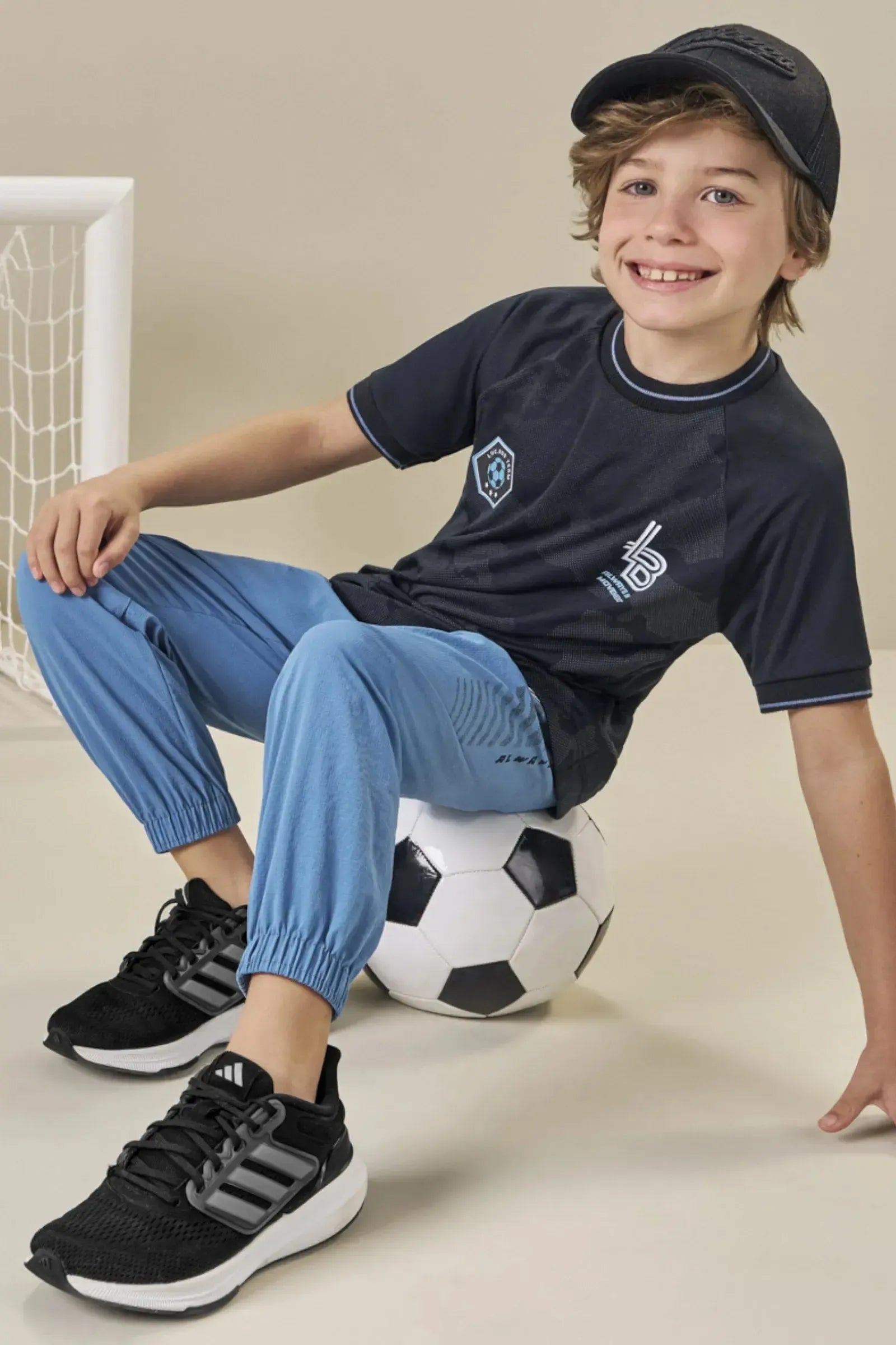 Calça Jogger em Nylon Ripstop com Elastano com Proteção UV50+ 83860 LucBoo Infantil Menino