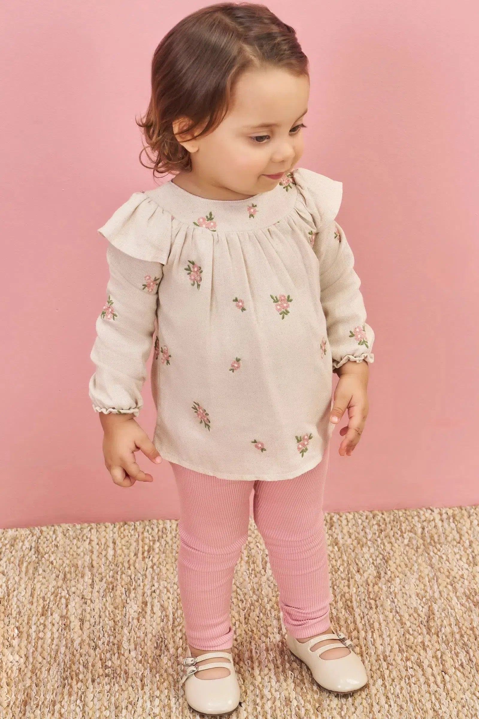 Conjunto de Bata em Linho Bordado Flores com Calça Legging em Malha Soft Line 79454 Infanti Bebê Menina