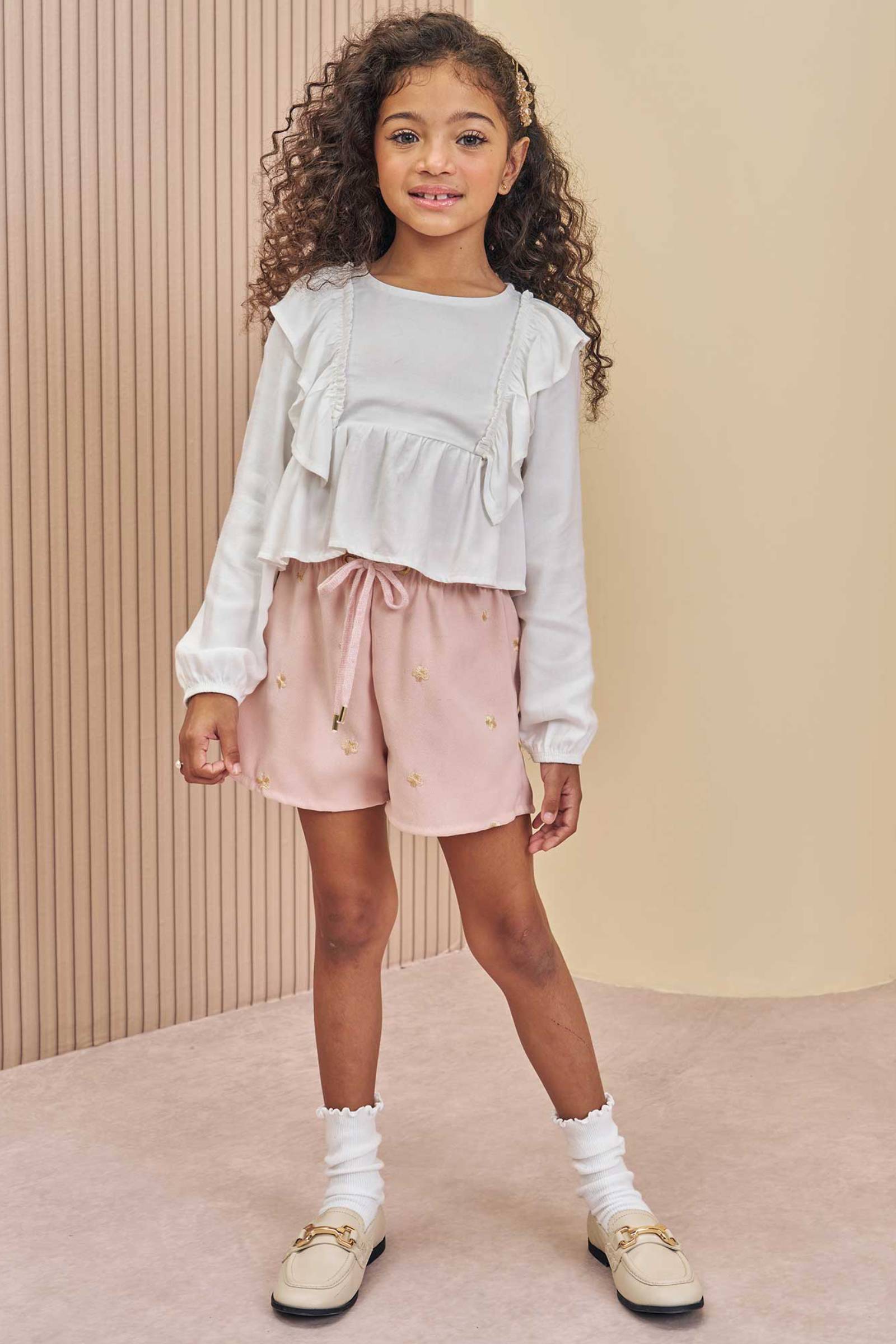 Conjunto de Bata em Viscose Sarjada com Shorts em Tecido Twill Bordado 80588 Infanti Infantil Menina