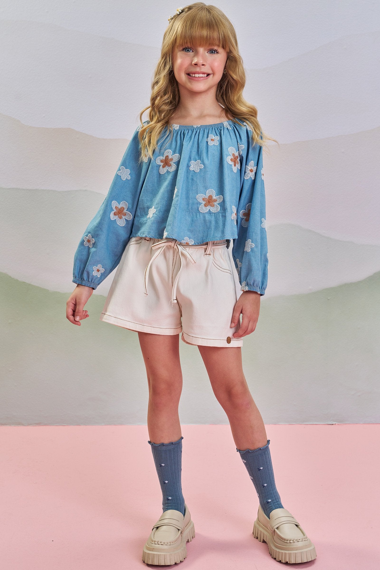 Conjunto de Blusa Boxy em Denim Bordado e Shorts em Sarja com Elastano 79199 Infanti Infantil Menina