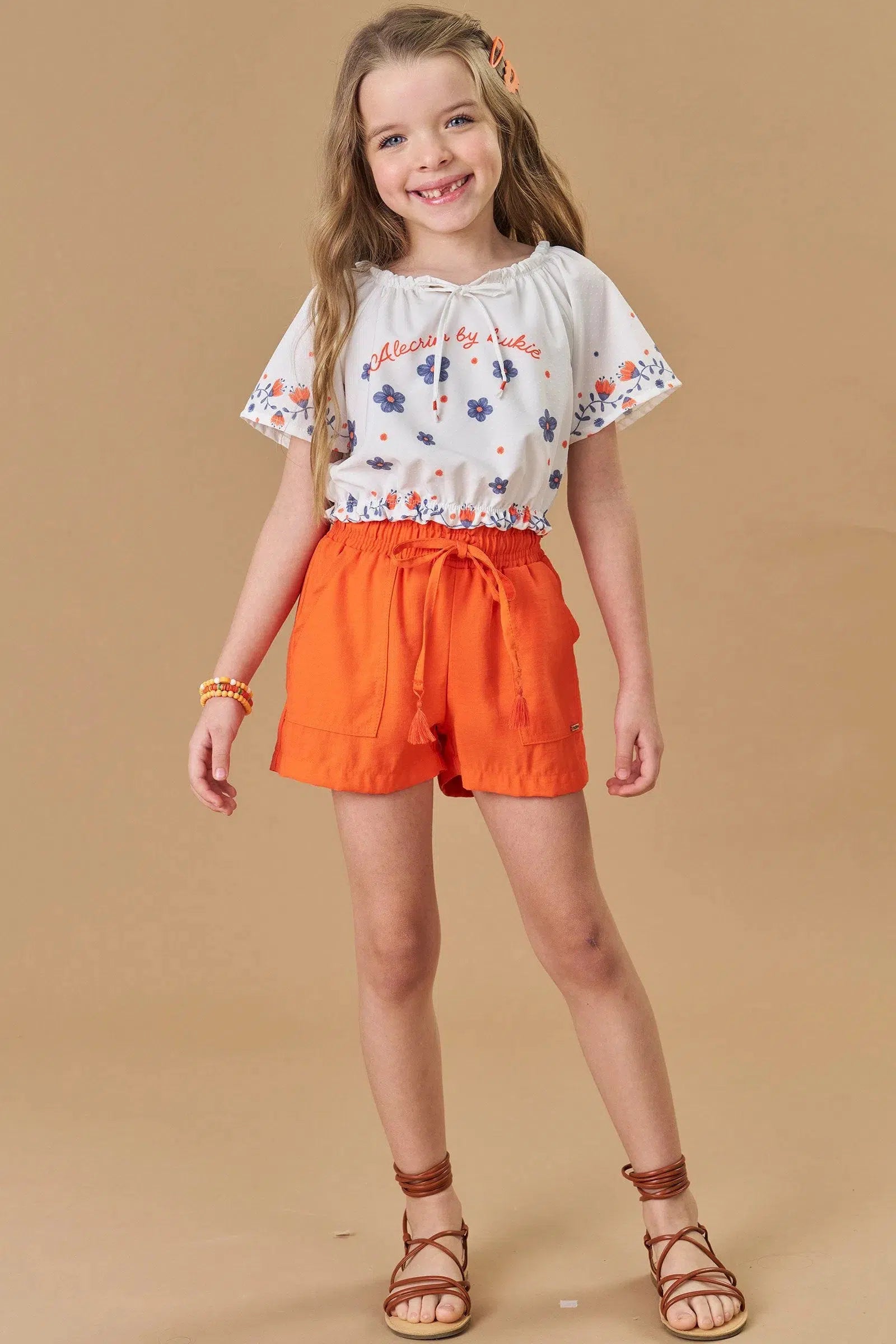 Conjunto Infantil Menina de Blusa Boxy em Light Peach Textura e Shorts em Alfatataria 81951 Kukiê