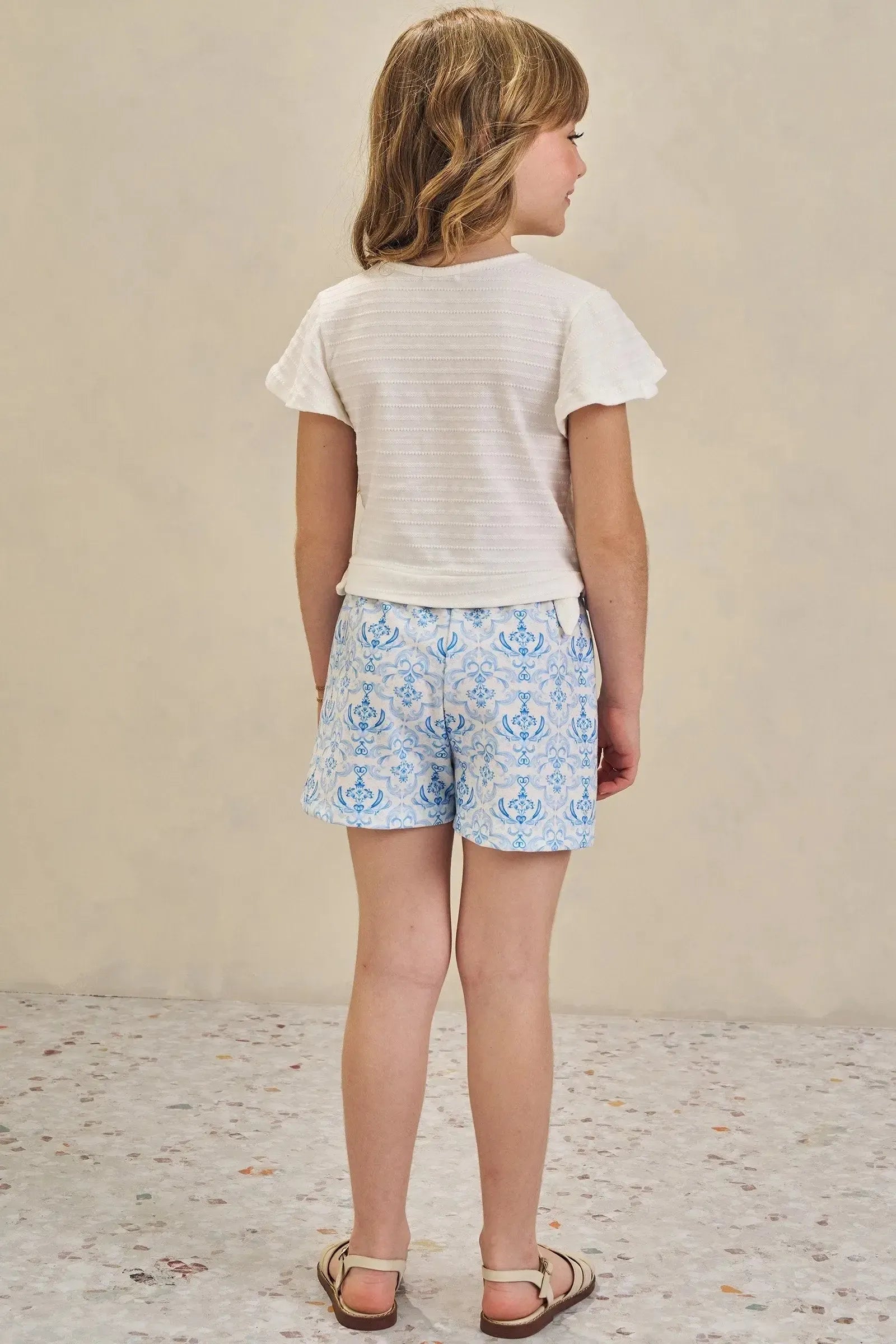 Conjunto de Blusa Boxy em Malha Textura e Shorts em Molecotton 84877 Infanti Infantil Menina