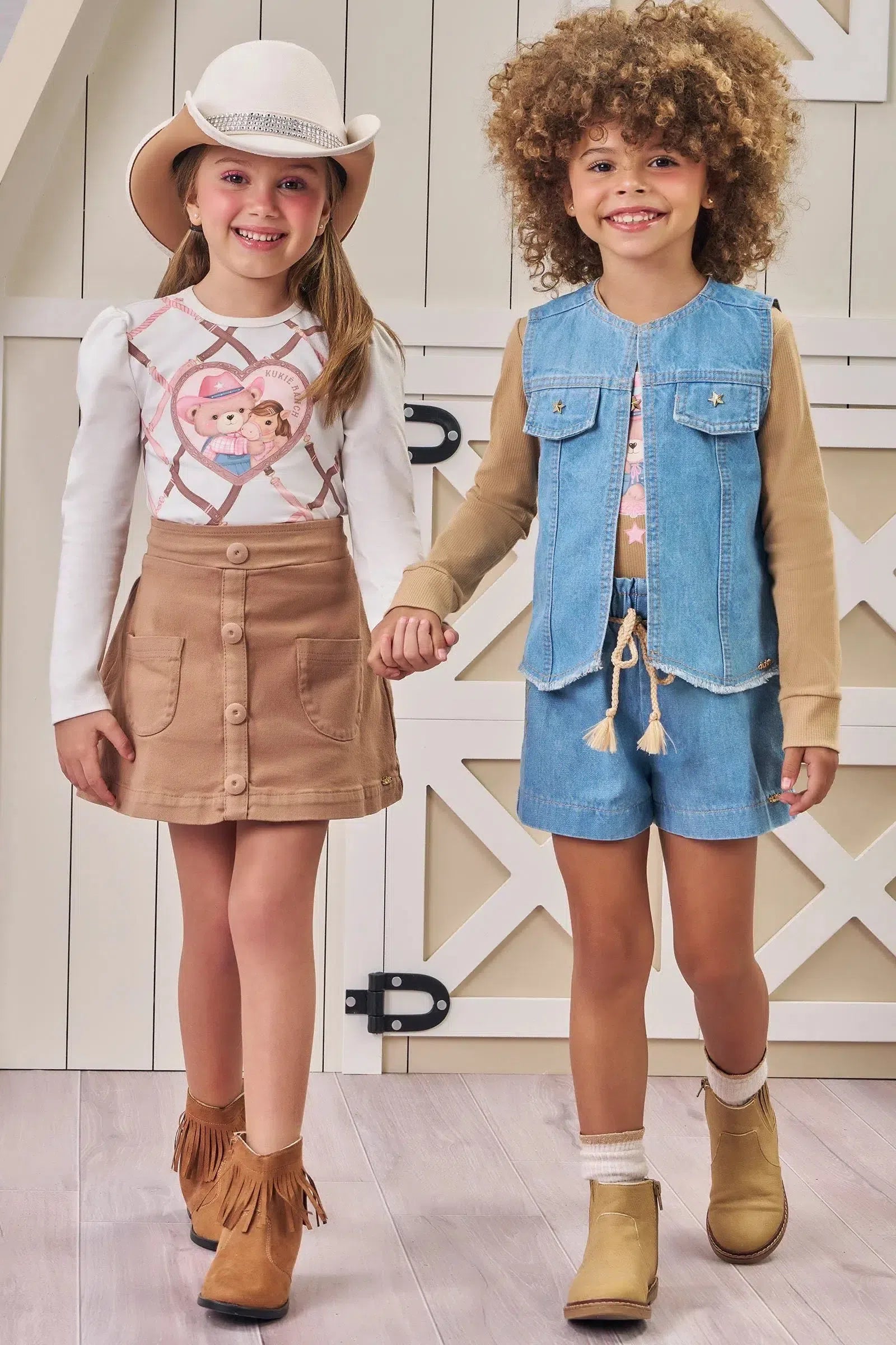 Conjunto de Blusa em Canelado e Shorts em Jeans 80476 Kukiê Infantil Menina