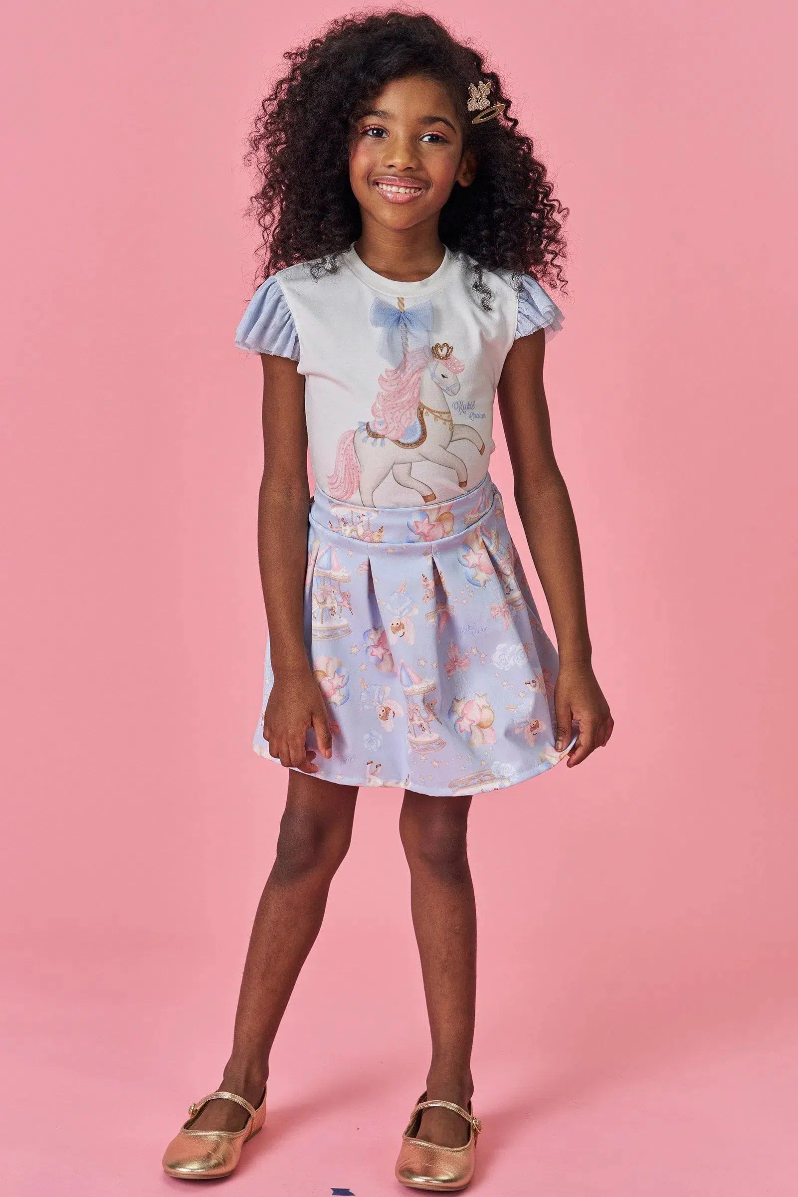 Conjunto Infantil Menina de Blusa em Cotton e Saia em Super Cetim (acompanha Shorts) 82367 Kukiê