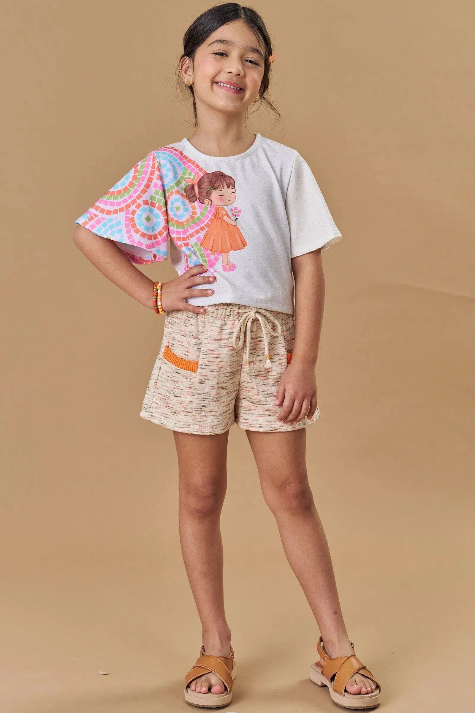 Conjunto Infantil Menina de Blusa em Malha Fresh e Shorts em Moletinho Rajado 81779 Kukiê