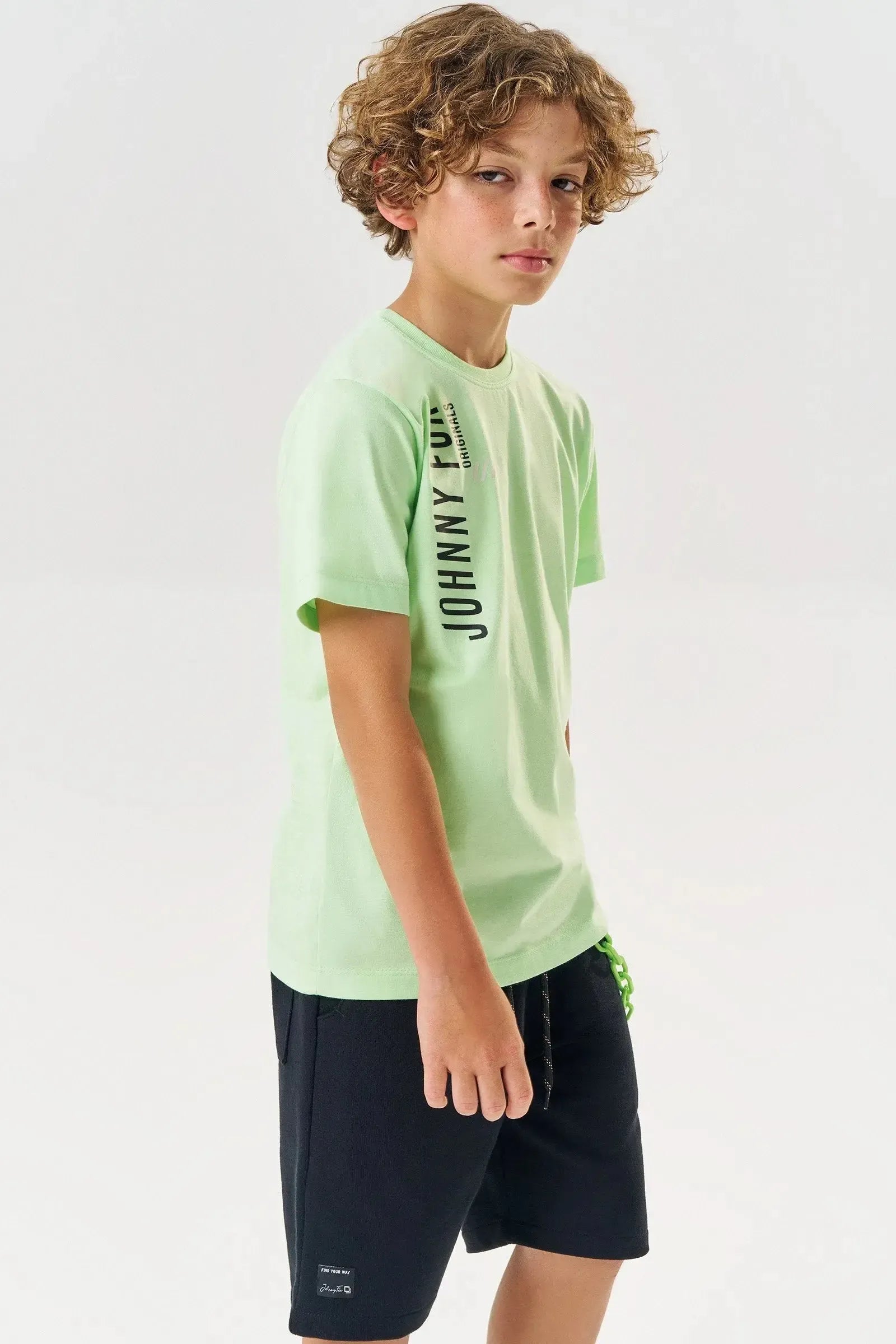 Conjunto de Camiseta em Meia Malha e Bermuda em Moletom sem Pelúcia 85073 Johnny Fox Teen Menino
