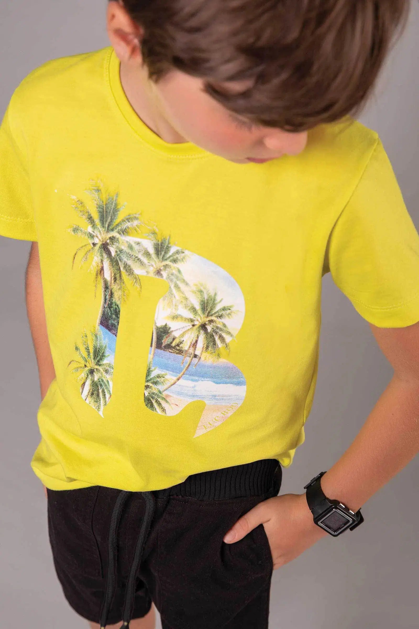 Conjunto de Camiseta em Meia Malha e Bermuda em Sarja Stretch com Elastano 72607 LucBoo